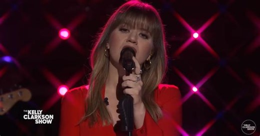 ‘What Was I Made For?’ Watch Kelly Clarkson sing Billie Eilish’s Oscar-winning song from ‘Barbie’