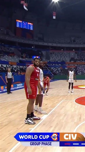 Ref was just giving the players a few extra seconds to catch their breath 😮‍💨 #FIBAWC