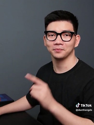 Enhance Your Skills with Realistic Reflections in Photoshop 2024