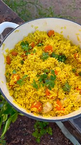 hanna | turmeric nourishing rice for the gut & soul! 🍂🥕 tis the season for coziness!! but let’s be real i make this every week anyways hehe... | Instagram