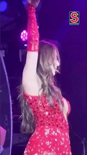 Glamourous Forever Malaika Arora Sets Fire On Stage With Her Dance Moves | Malaika Arora | N18S