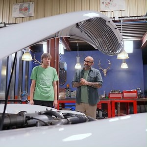 🤩 De belles courbes, des lignes élégantes, et surtout un confort incomparable, la Jaguar XK 150 vas vous éblouir ! 📺 Wheeler Dealers France, nouvelle saison inédite lundi à 21h10 sur #RMCDécouverte et sur RMC BFM PLAY ➡️ https://bit.ly/44sCosr | RMC Découverte