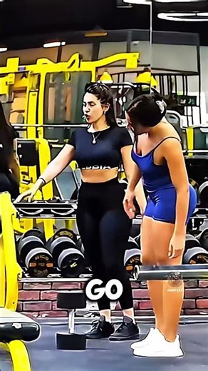 Anatoly Prank on Bodybuilders💪😂#bodybuilding #anatoly #gymprank #anatolyprank