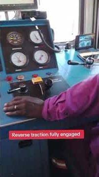 Train drive reverse traction fully engaged #railtrack #railwaycontent #railway #railways #railroad #