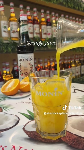 Sherlock’s Place op TikTok