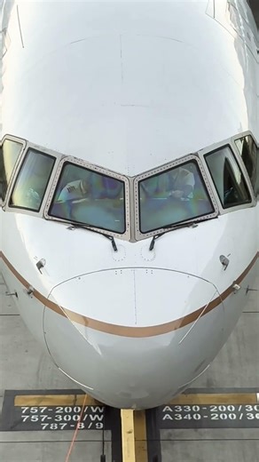 United Boeing 757-300 🤙 #honolulu #aviation #boeing