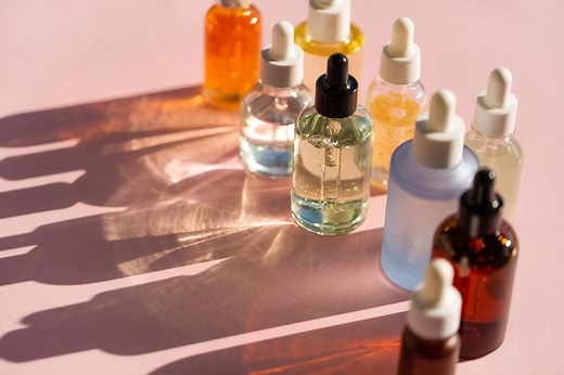 How To Choose Between Body Oil And Lotion, According To A Professional