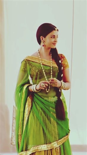 Muzhumadhi Song💓 #trending #love #shortvideo #JodhaaAkbar #ARRahman #HrithikRoshan #AishwaryaRai