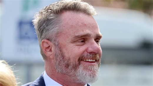 ‘Theatre’: Actor to fight Nazi gesture charge