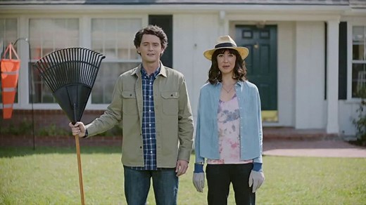 GEICO TV Spot, 'Close to the Airport'