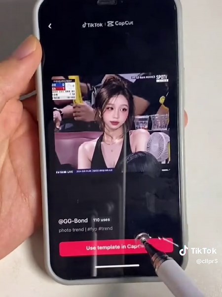 野球、チュートリアルはコメント欄に#creatorsearchinsights #TikTokGOMeet #KLingCreators #KlingAI #日本語 Tutorial: Copy the video link in the bottom right corner → Open KLING AI → Paste to automatically enter the template. Simply replace one photo to generate a video in the same style with one click. チュートリアル：右下隅の動画リンクをコピー → KLING AIを開く → 貼り付けてテンプレートを自動的にインポートします。写真1枚を置き換えるだけで、ワンクリックで同じスタイルの動画を生成できます。