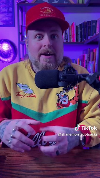 We have a lot of lonely men, and they're looking for trad wives. So, how do we increase the supply of women who want to be domestic homemakers and stay-at-home moms? #tradwife #traditionalfamily #familyvalues #tradwifetok