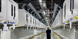 Tesla Supplier STMicroelectronics Forecasts Sales Decline Amid Weak Demand for Legacy Chips