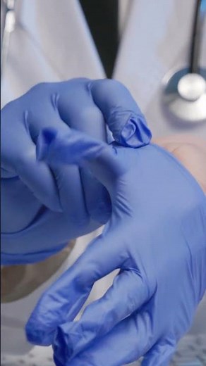 ASMR Doctor – Putting on Latex Gloves