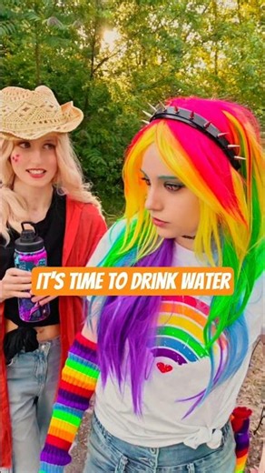 It's time to drink water | Rainbow Dash & Applejack ‪@shinigamisara‬ #cosplay #shorts #mlp