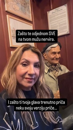 Sanela Miroc on Instagram: "Znaš li onaj momenat kad te odjednom počnu nervirati stvari kod muža koje su ti prije bile totalno nebitne ili čak slatke? Način kako diše. Kako sjedi za stolom. Kako traži ključeve. Ono što je prije bilo neutralno, sad ti stvara unutrašnji stres. Ne zato što se on promijenio, nego zato što se promijenio tvoj unutrašnji pogled na njega. U psihologiji se ovo zove „negativni filter“ (ili negative sentiment override). Tvoj mozak je nakupio toliko neizgovorene ljutnje i f