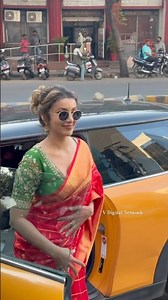 Tejaswi Madivada At Vaarahi Silks Grand Festival Celebrations | Payal Rajput #ytshorts #viral