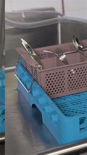 What are Flat Racks? (Commercial Dish Machine Basics)