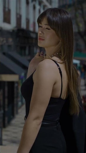 Intense color, luminous shine, and hair that feels as good as it looks.