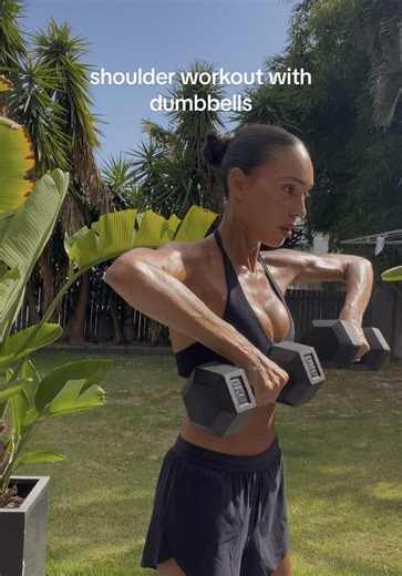 Effective Shoulder Workout with Dumbbells for Women