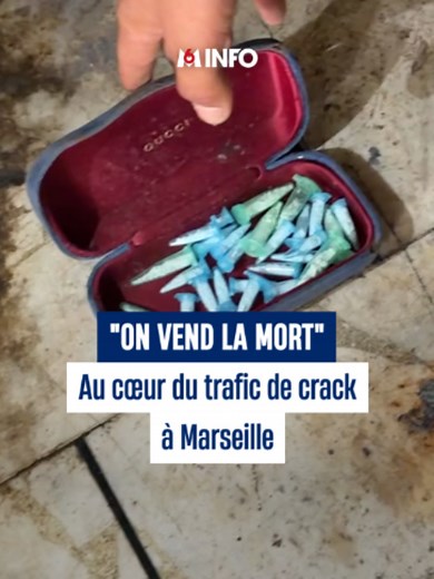 À RETROUVER EN INTÉGRALITÉ SUR LE NOTRE CHAÎNE YOUTUBE. La consommation de crack explose en France et notamment à Marseille. Ces dernières semaines, nous nous sommes rendus à plusieurs reprises dans la cité phocéenne pour mieux comprendre le phénomène. Au cours de notre enquête, nous avons rencontré un dealer qui explique les dessous de ce trafic très lucratif. #SinformerSurTiktok #m6info #actu