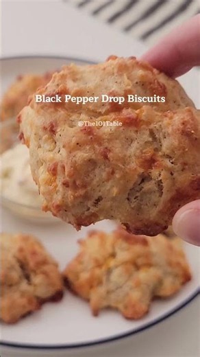 Easy Homemade Cheese Biscuits Recipe #baking