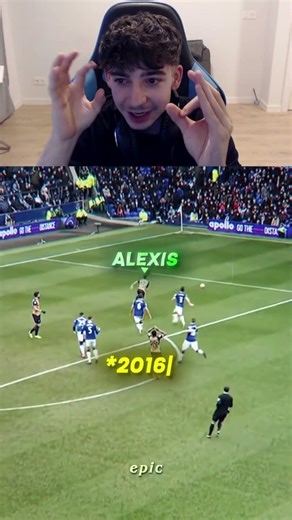 Alexis Sanchez and his problem with falling on the stairs