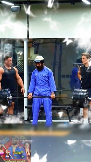 Best of the best Cleaner 🦾l Anatoly Gym Prank 😎🤠#anatoly #prank #gymprank #cucumberprank #funny