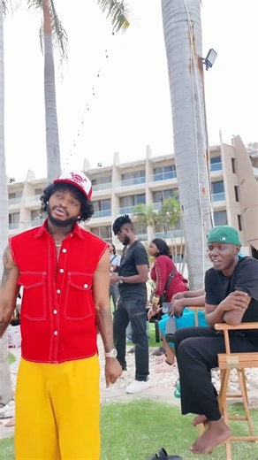 Diamond platnumz Happy behind the scenes