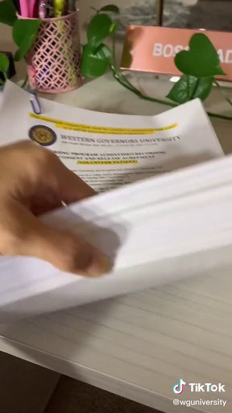 Credit: @madelvilan415 #2018vs2021 #BSN #MSN #onlinecollege #WGU #WGUgrad #gradschool #onlineschool #nevergiveup #nurse #RN #healthheros