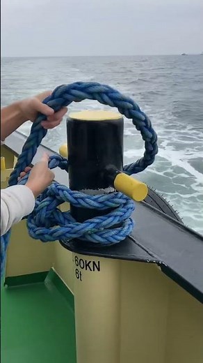 [How to moor a boat] Here's how to moor a boat with a rope! #JapanCoastGuard #Umizaru #Diver #Shi...