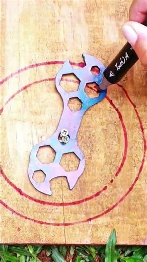 Bike wrench New way to mark perfect circles on wood. #Shorts #gearhacksdiy
