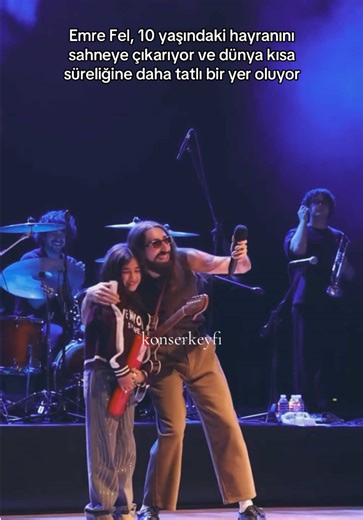 Emre Fel, 10 yaşındaki hayranını sahneye çıkardı ve büyüyünce şarkı yapma sözü verdi 🥹 #emrefel #sendengüzelimivar #diyarbakır #konser