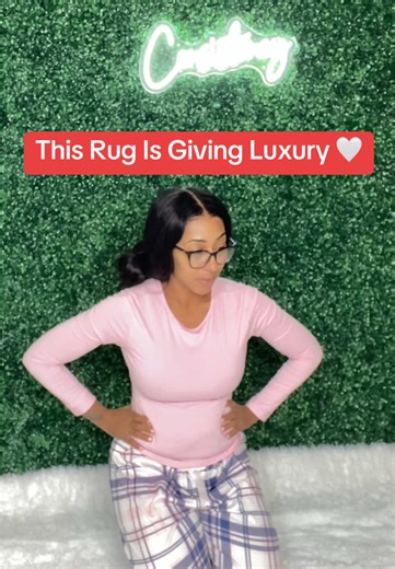 Luxurious and Fluffy Area Rug Recommendation