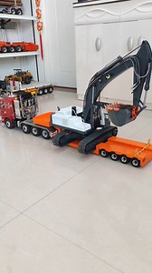 92K views · 2.4K reactions | RC Excavator Load On The Trailer | RC World | Facebook