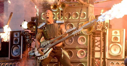 ロック様がマウイ役！実写版『モアナと伝説の海』2025年6月公開｜シネマトゥデイ