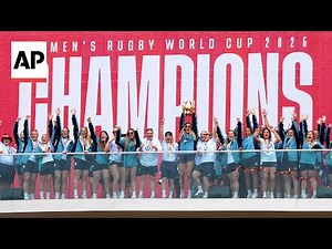 England celebrates after beating Canada in Women's Rugby World Cup 2025