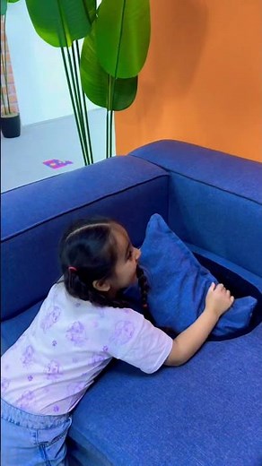 Sinirli kız korktu kaçtı !! #keşfet #shorts