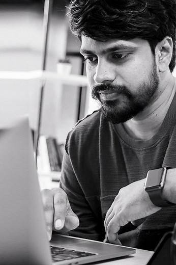 About Me - Helloveeru