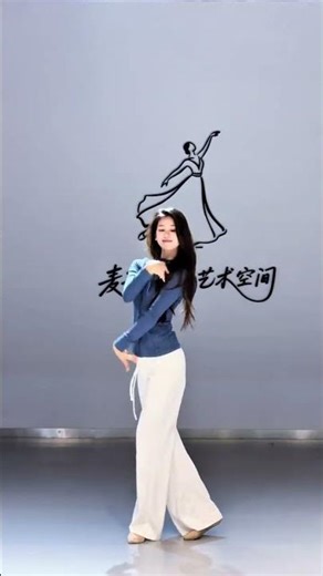Discover the Spirit of Uyghur Dance in Xinjiang