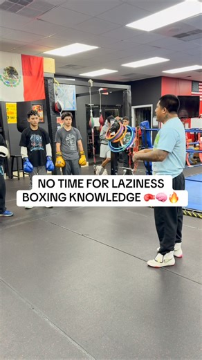 TEAM GOMEZ 🇲🇽🇺🇸 on Instagram: "FOLLOW US FOR MORE BOXING CONTENT , BOXING TRAINING TIPS 🔥& OUR BOXING JOURNEY TO TAKING OVER THE SPORT SO BECOME PART OF THE GB MOVEMENT ‼️COACH: @almightymoneyboygb #boxing #boxingtraining #boxinggym #GomezBoxingClub #GomezBoxing #GomezBrothers #boxingcoach"