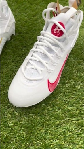 Nike Huarache 9 Cleats