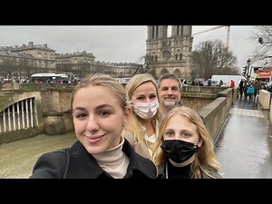 MY CHRISTMAS IN PARIS | Chloé Lukasiak
