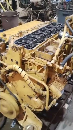 Montagem motor Caterpillar 3116 e regulagem do TIM de injeção