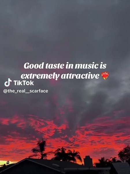 Cruising to the Best Old School Rap Hits