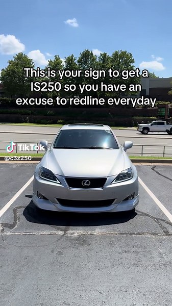 Redline a day keeps the carbon buildup away🗿#carsoftiktok #lexus #jdmcarsoftiktok #is250 #lexusis250
