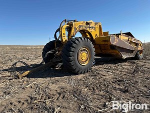 International 2S-295B Pull-Type Scraper | Construction