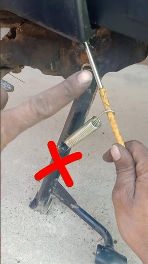 How to platina main stand spring fitting best trick #shortvideo #bike