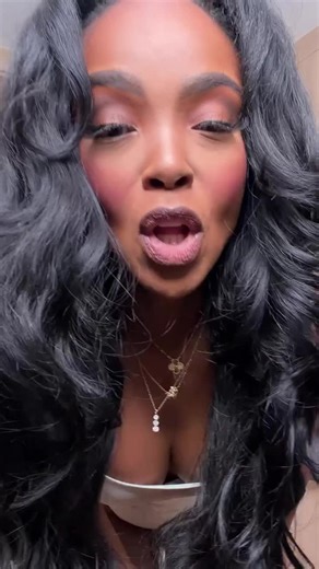 That Girl 🖤 Comment OUTFIT to get a dm with the details! (Must be following me to receive) On my LTK or direct URL: https://liketk.it/5GHZx #fashion #ootd #womensfashion #outfitinspo #everydaystyle neutral winter outfits, chic winter style, elevated basics, neutral outfit ideas, winter capsule wardrobe, effortless winter looks, modern mom style, everyday winter fashion