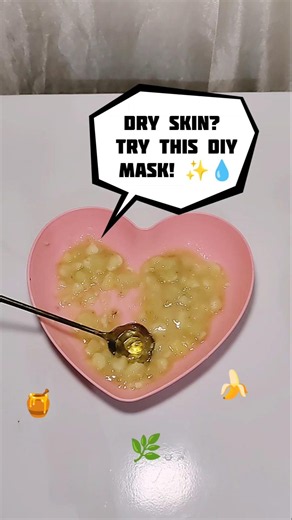 Homemade Face Mask for Dry Skin 💛#banana #trending #viral #brightskin #skincare #ytshorts #youtube